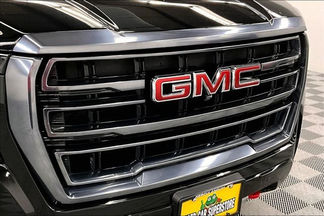 Used 2023 Onyx Black GMC AT4 image 32