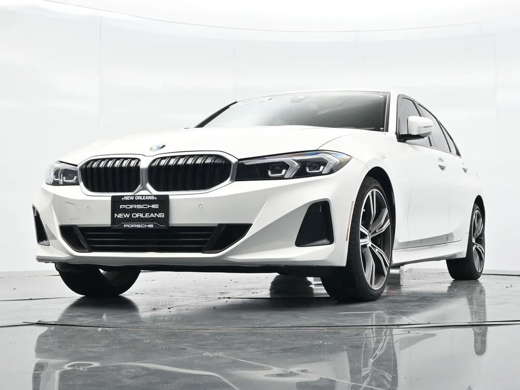 2023 BMW 3 Series 330i - Photo 24