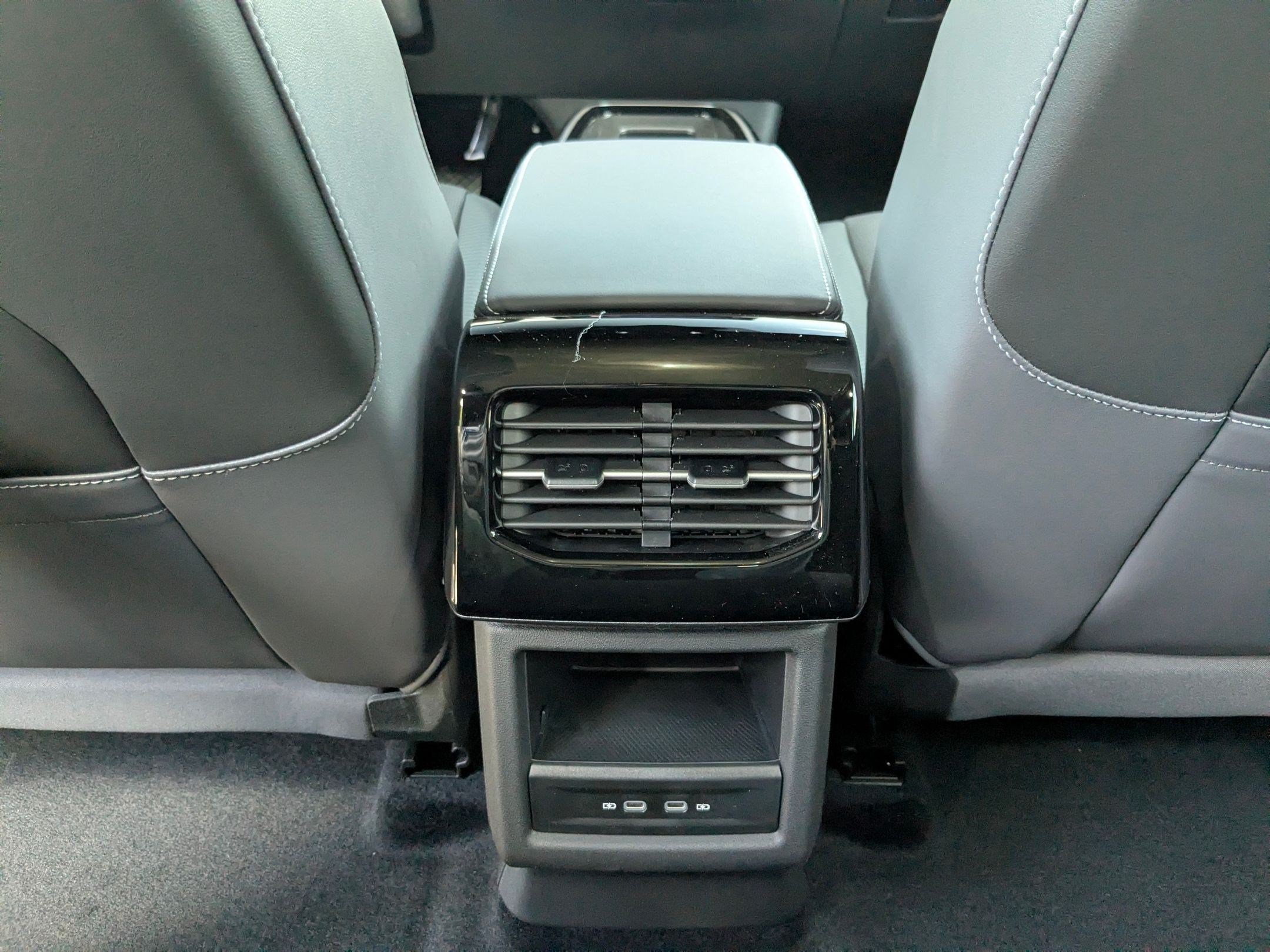 New 2026 MT LAKE BLUE Volkswagen Pro S image 17