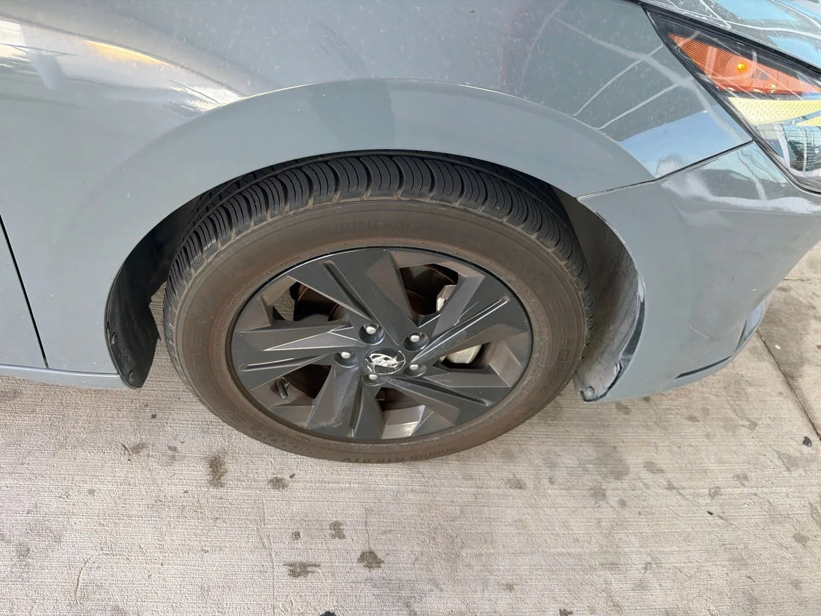 Used 2023 Gray Hyundai SEL image 19