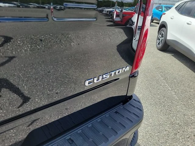 2026 Chevrolet Silverado 1500 Custom - Photo 6