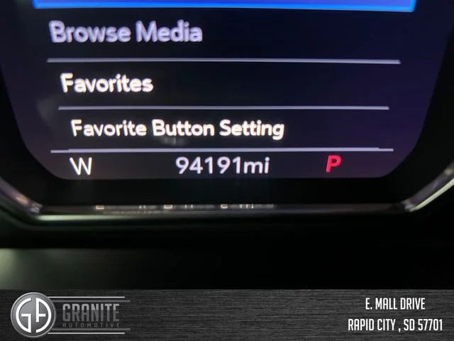 Used 2020 White GMC Denali image 17