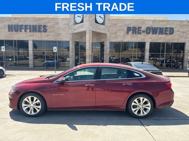 Pre-Owned 2017 Chevrolet Malibu Premier