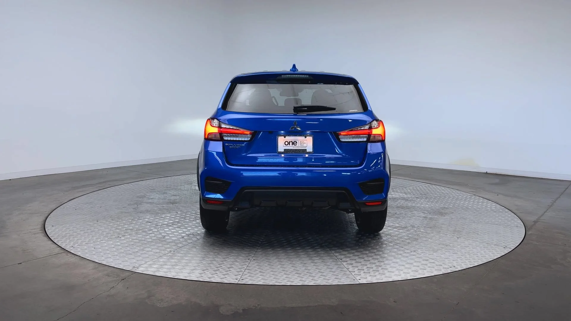 New 2026 Octane Blue Metallic Mitsubishi ES image 7