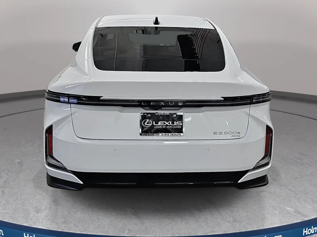 Used 2026 WHITE NOVA GLASS FLAKE Lexus 500e Premium image 7