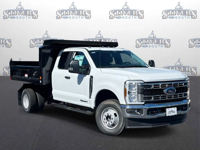 2026 Ford F-350 Super Duty Chassis Cab