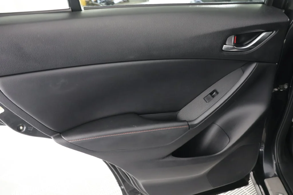 Used 2014 Jet Black Mazda Grand Touring image 26