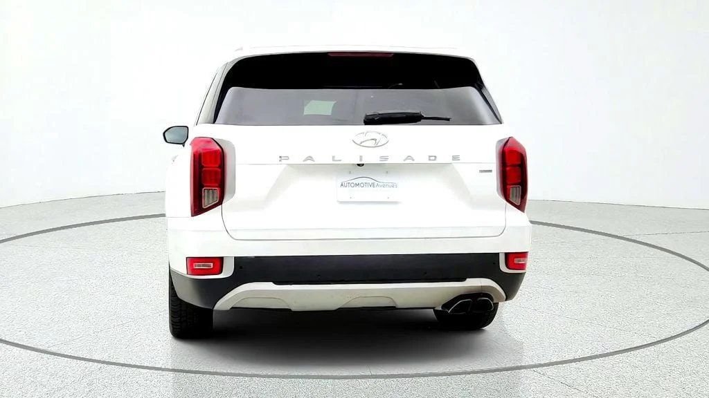 Used 2021 Hyper White Hyundai SEL AWD image 6