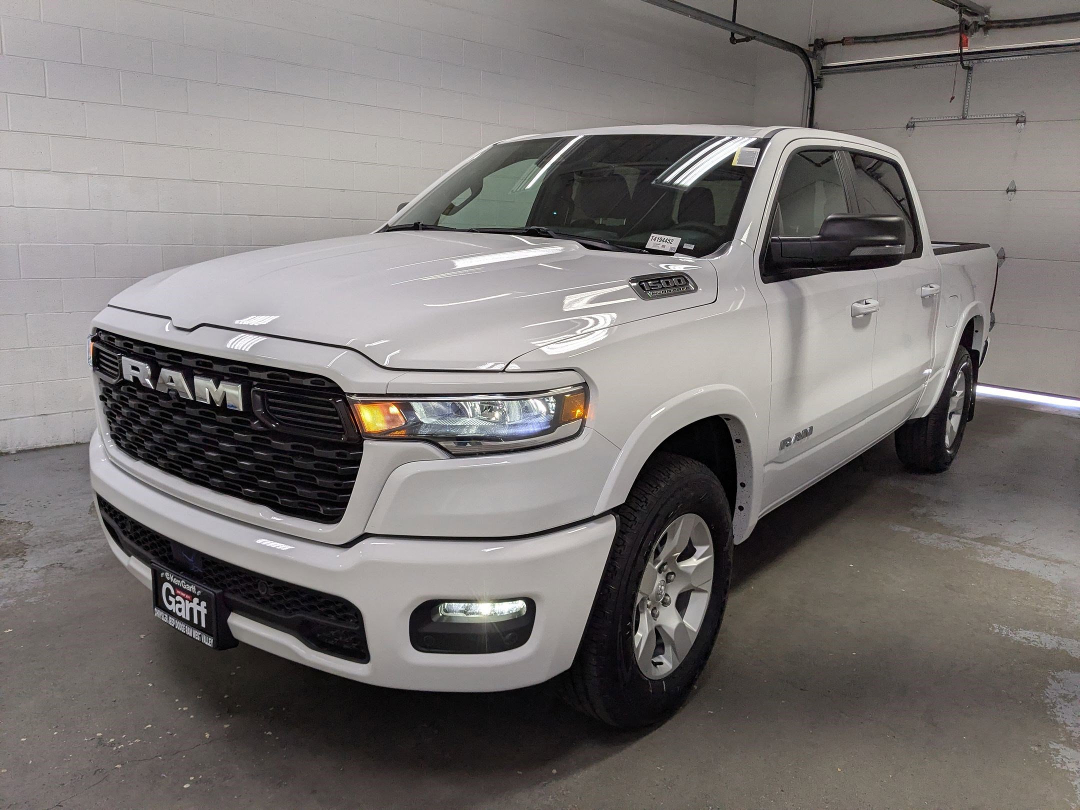 New 2026 Bright White Clear-Coat Exterior Paint RAM Big Horn image 9