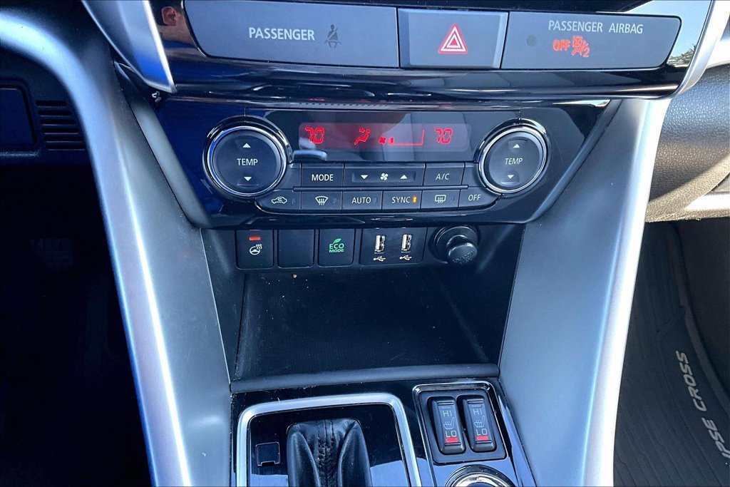Used 2025 Gray Mitsubishi  image 35
