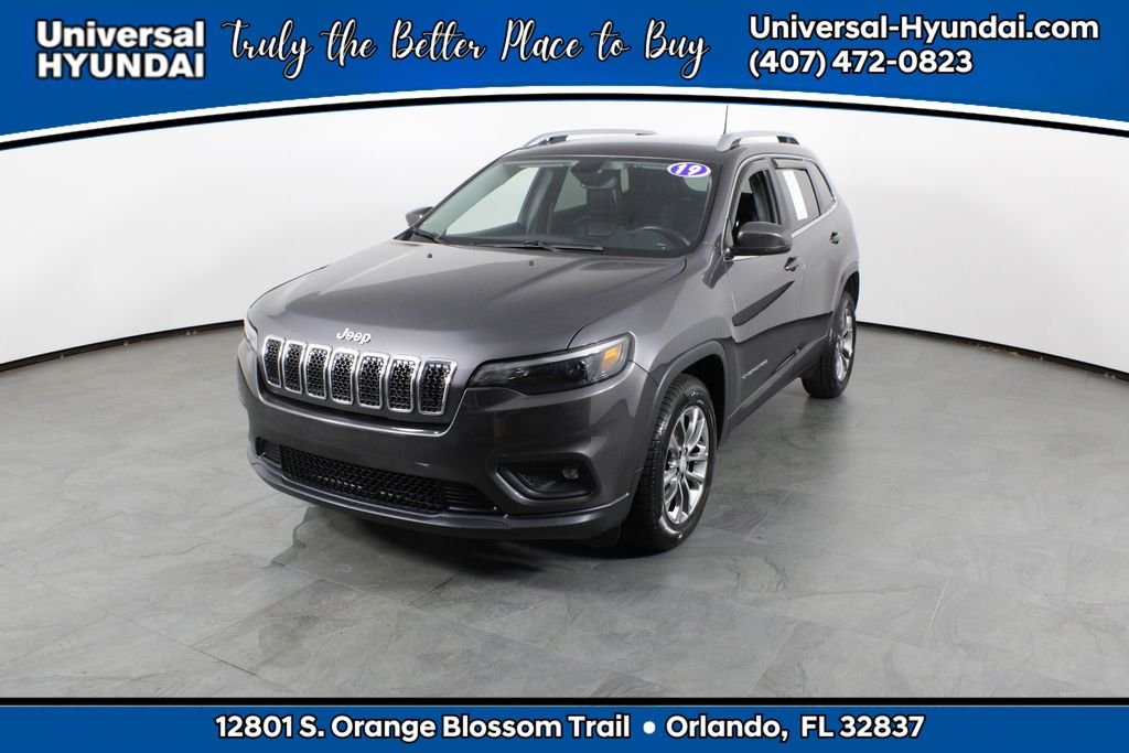 2019 Jeep Cherokee Latitude Plus's photo