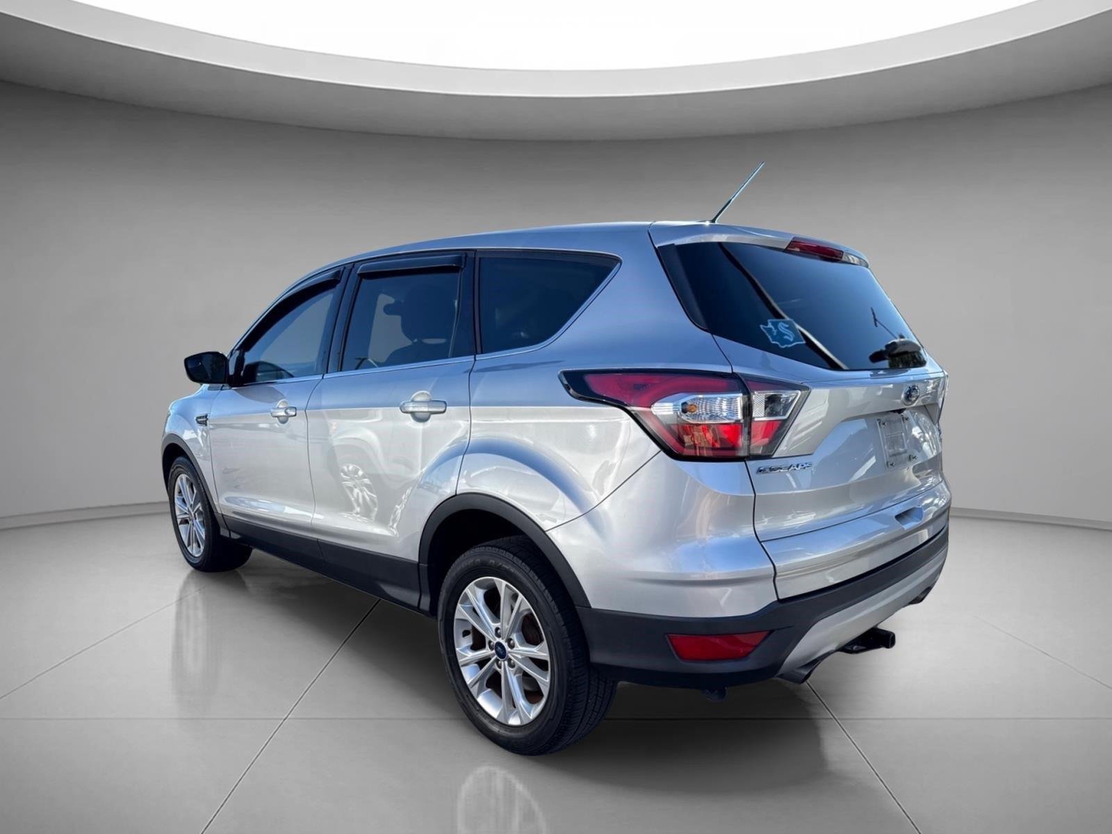 Used 2017 Ingot Silver Ford SE image 7