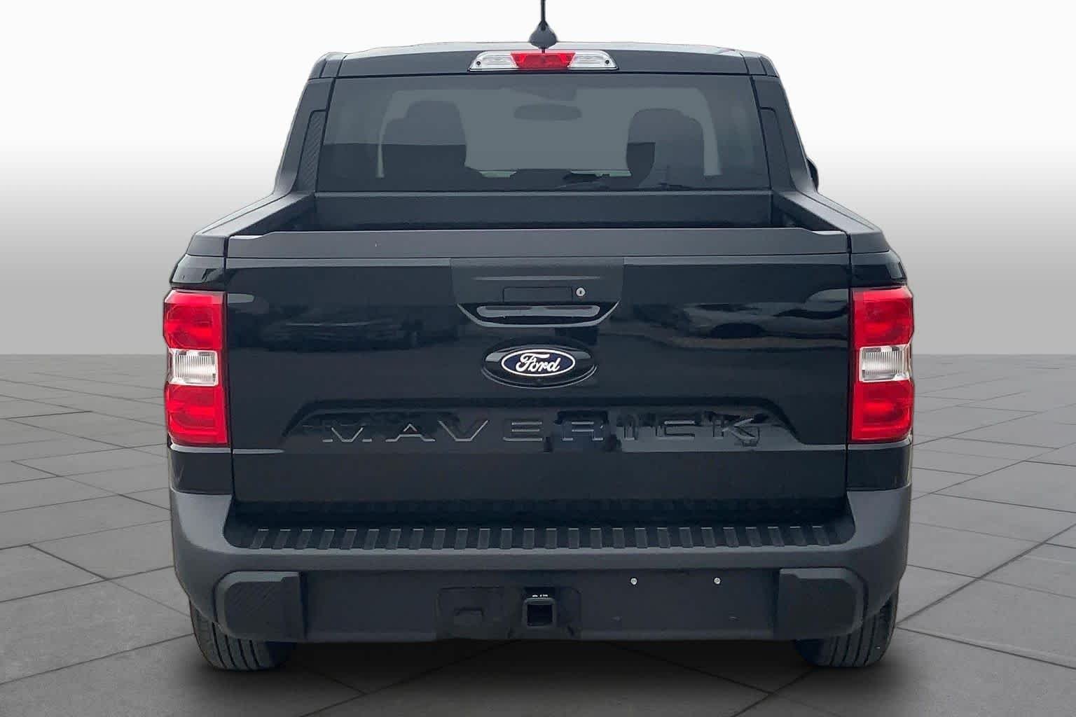 Certified Used 2026 Shadow Black Ford XLT image 5