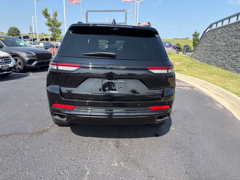 Used 2025 Black Jeep Summit Reserve image 6