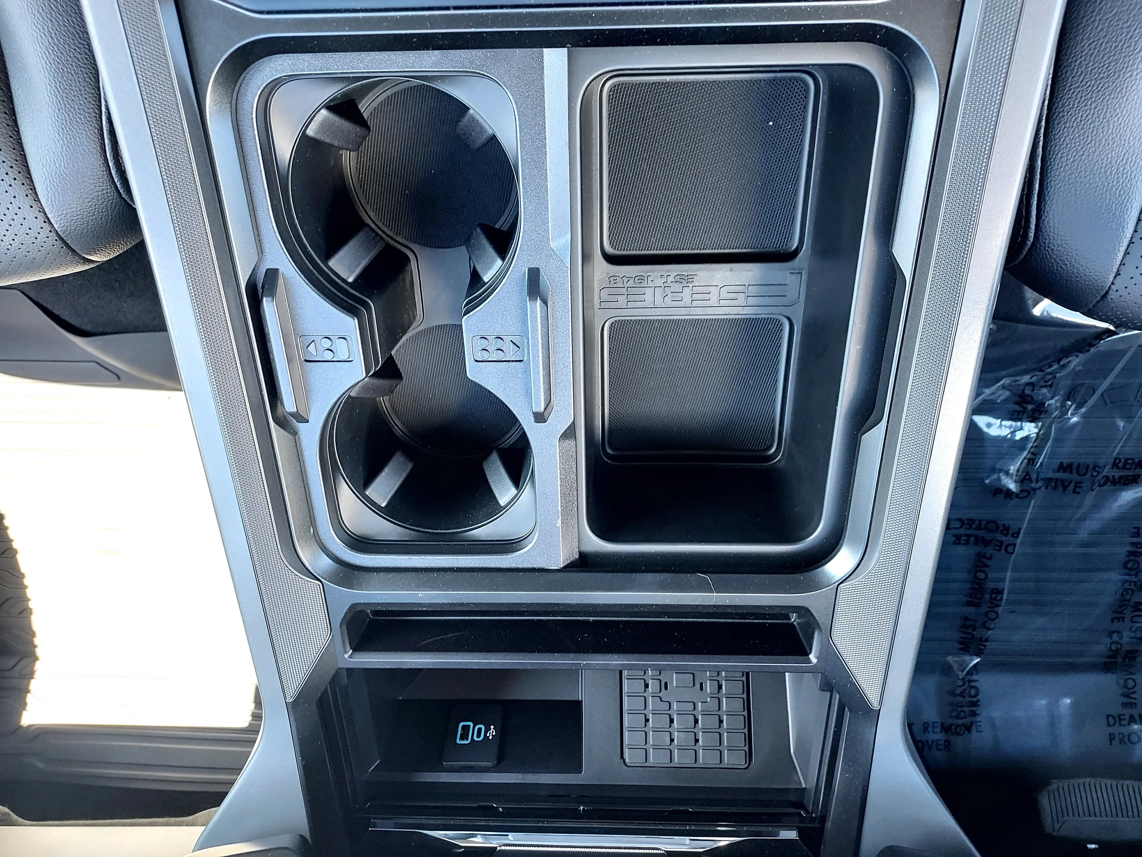 New 2026 Star White Metallic Tri-Coat Ford LARIAT image 22