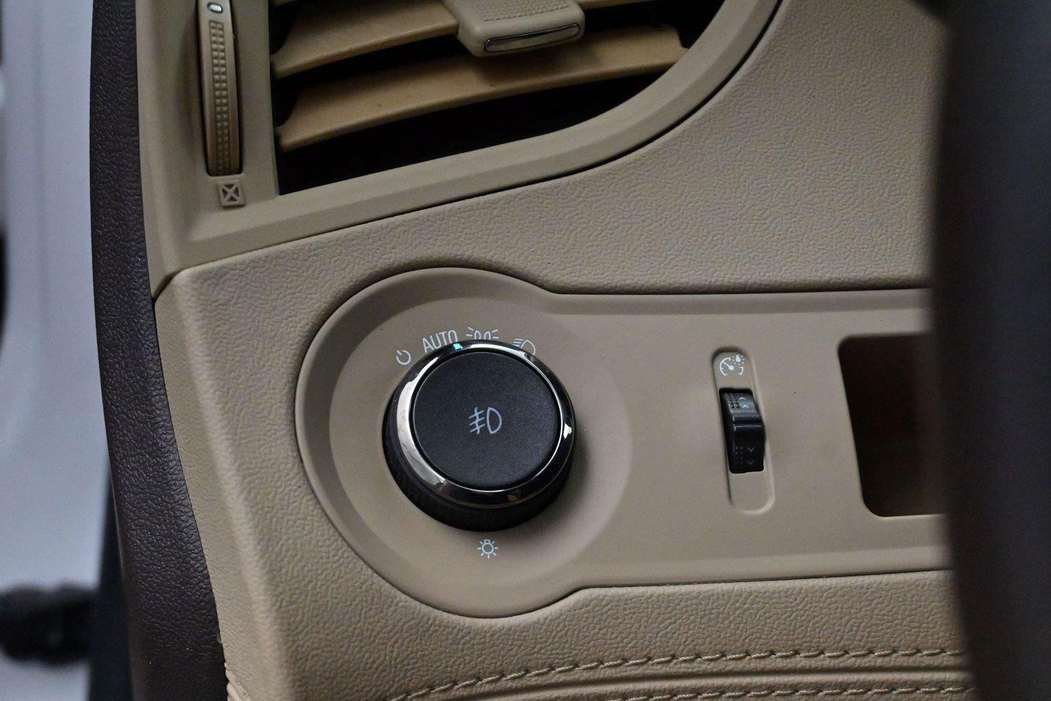Used 2013 Summit White Buick Leather image 25