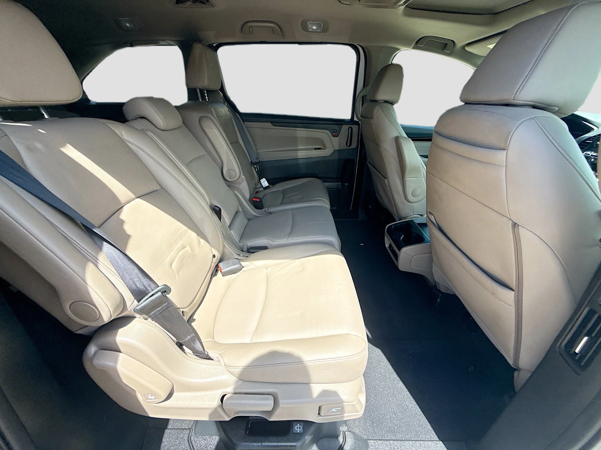 2023 Honda Odyssey Touring - Photo 28