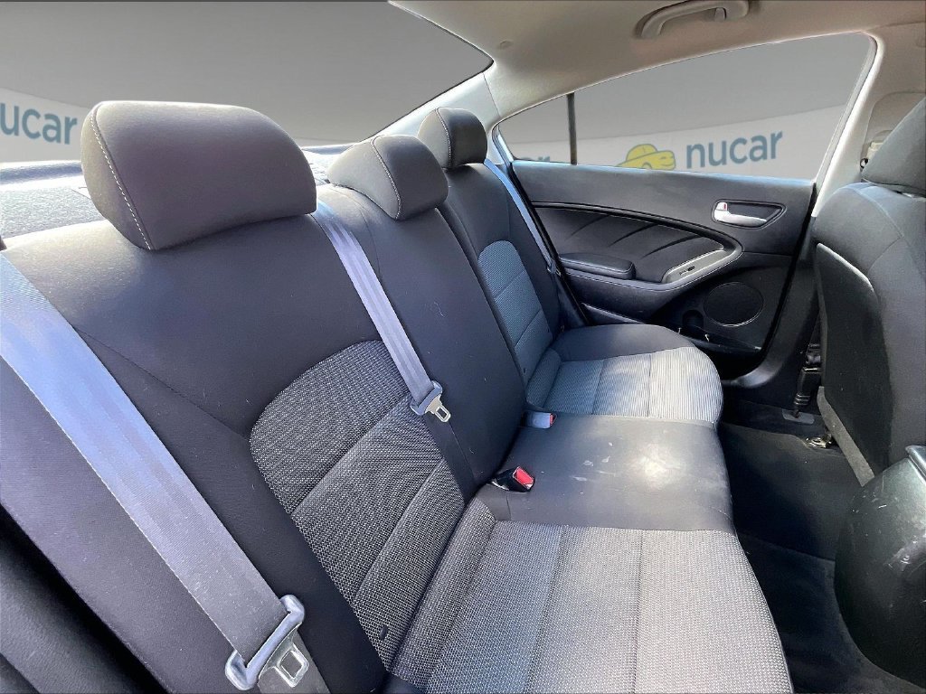 Used 2018 Silky Silver Kia LX image 15