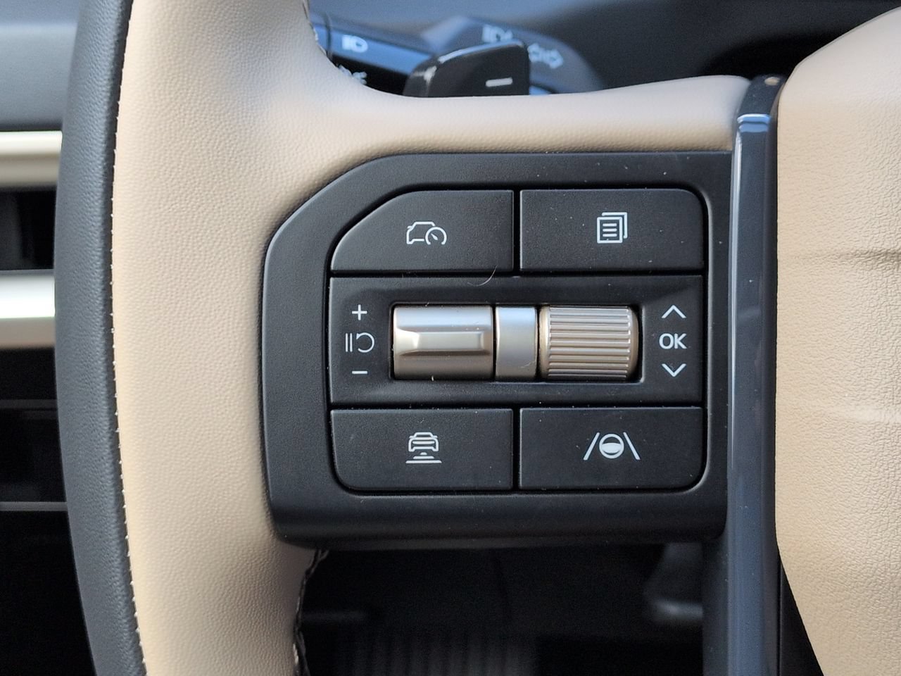 New 2027 Black Jade Green Kia EX image 31