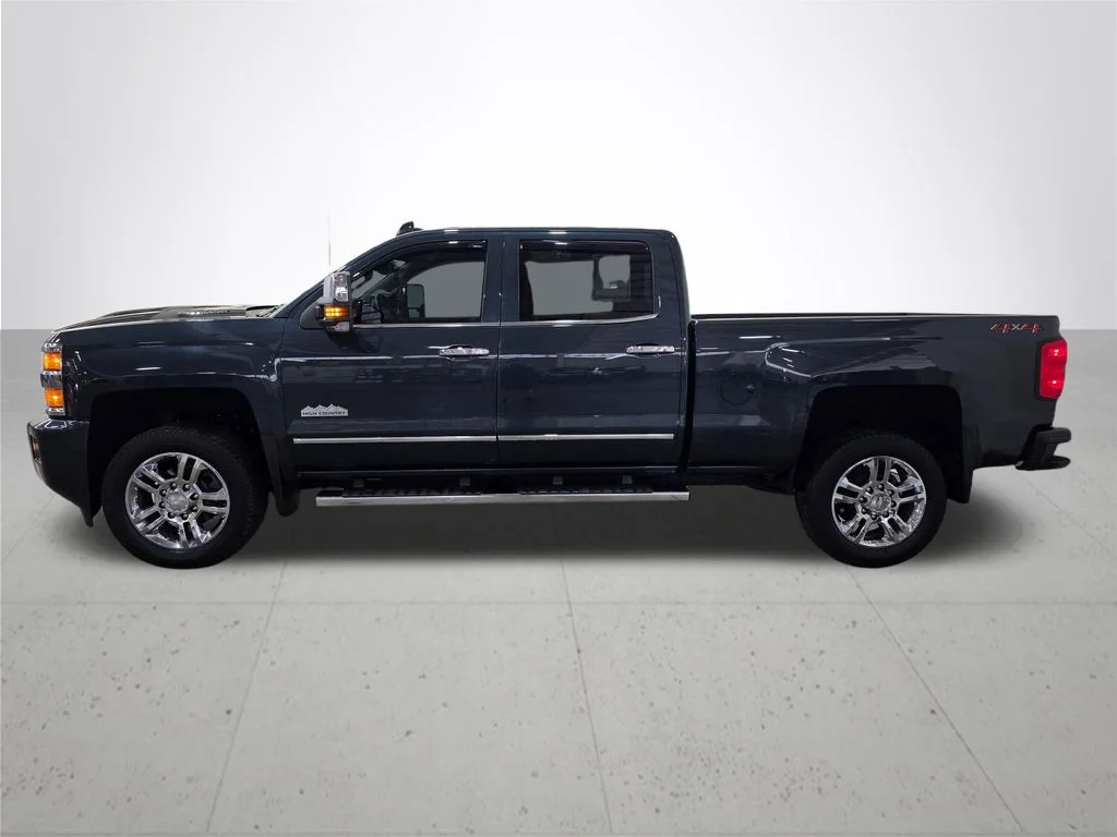 Used 2018 Gray Chevrolet High Country image 15