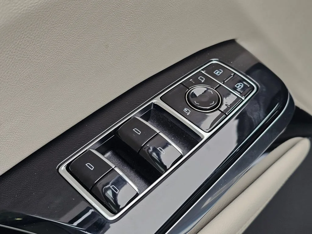 New 2026 Vibrant White Tricoat Cadillac Sport image 25