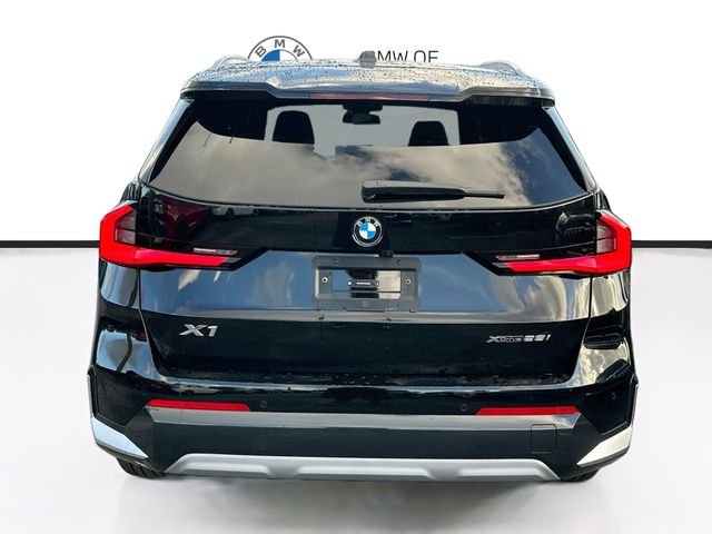 New 2027 Black BMW xDrive28i image 5