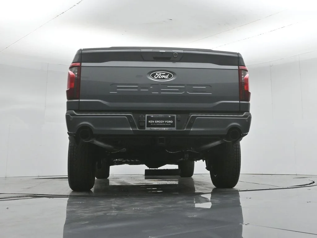 New 2026 Carbonized Gray Metallic Ford XLT image 50