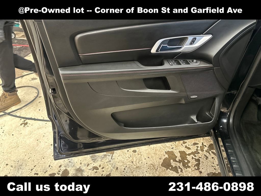 Used 2014 Carbon Black Metallic GMC SLE image 15