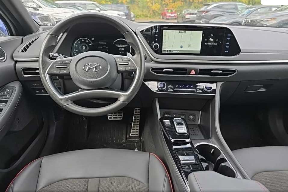 Used 2023 Curated Silver Hyundai SEL Plus image 12