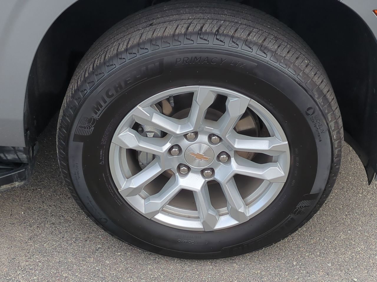 2025 Chevrolet Tahoe LT - Photo 32