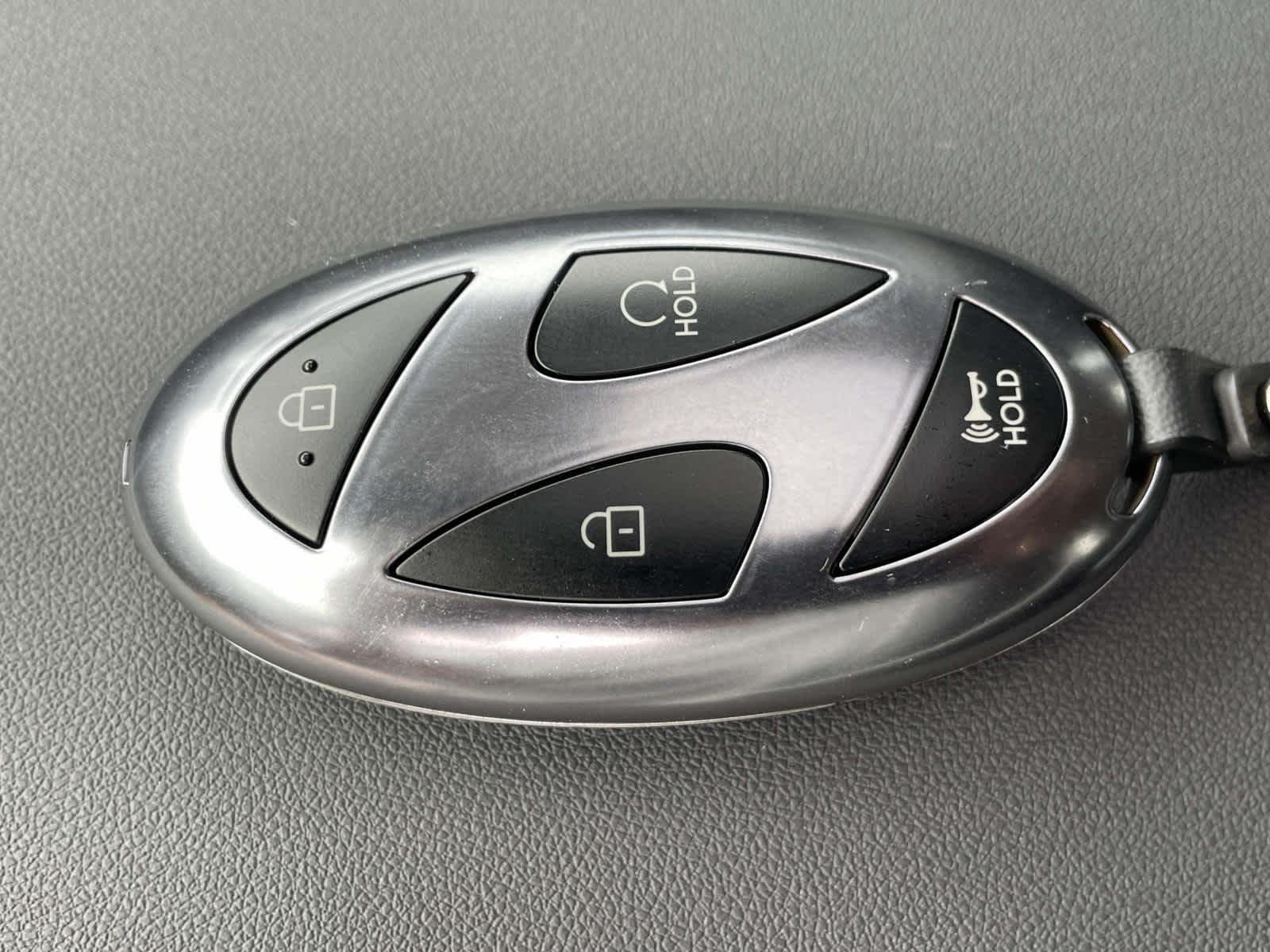 New 2027 Titan Green Pearl Hyundai SEL Premium 8P image 4