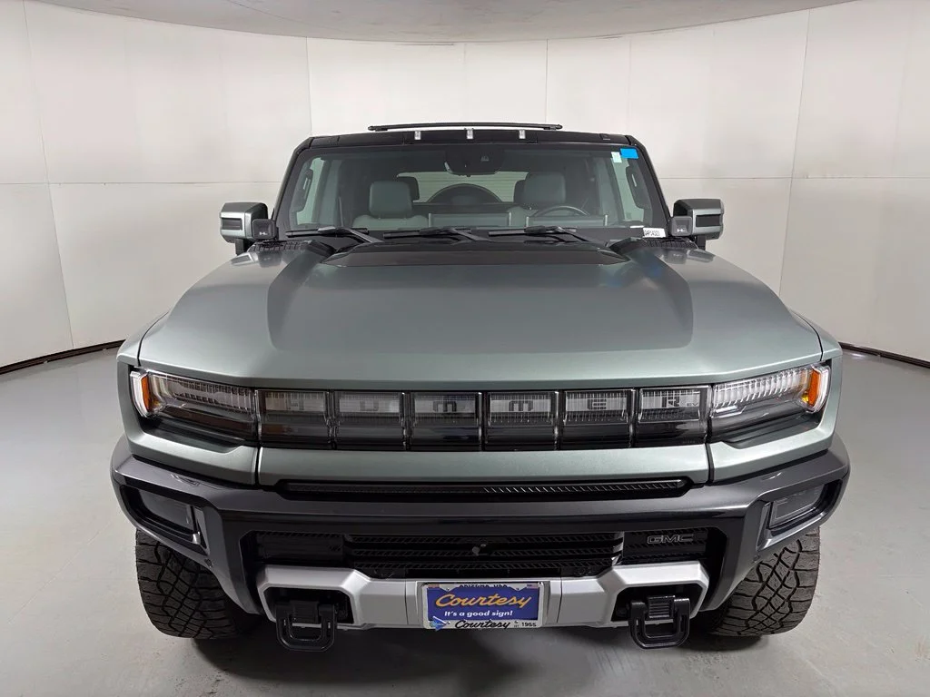Used 2024 Green GMC 3X image 4
