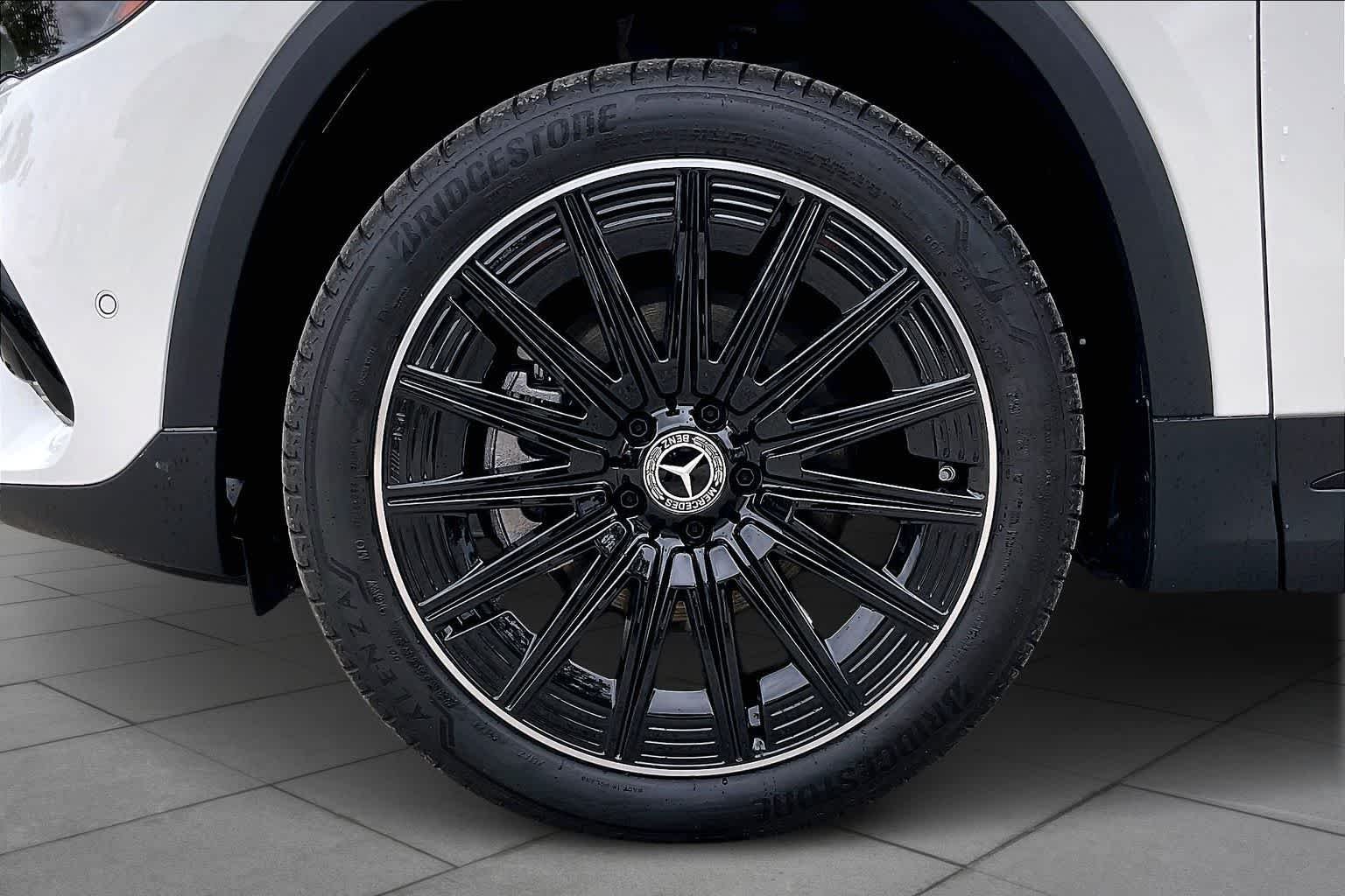 New 2026 Polar White Mercedes-Benz GLA 250 image 14
