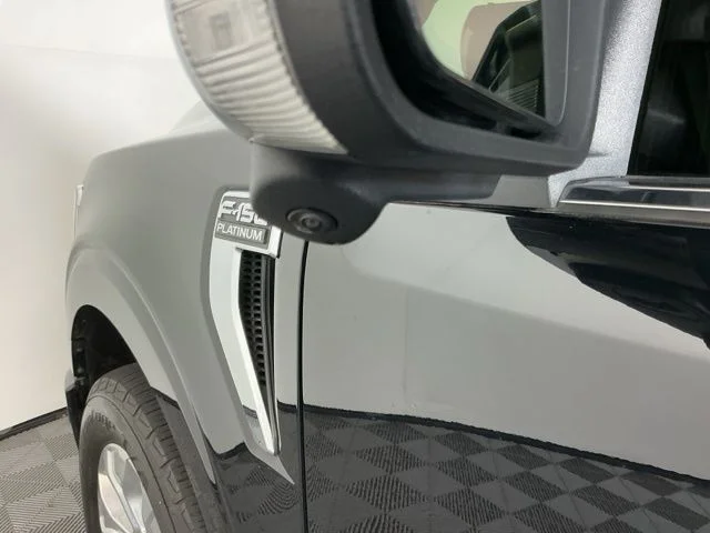 2022 Ford F-150 Platinum - Photo 12