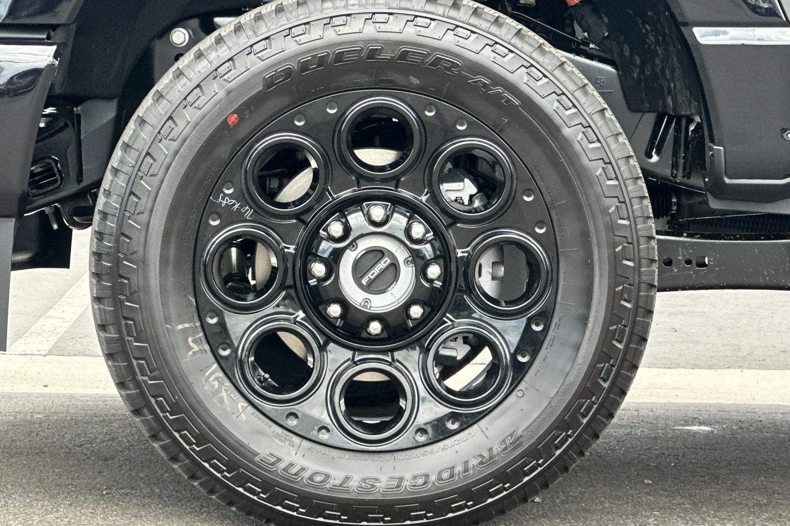 New 2026 Agate Black Metallic Ford F-250® Lariat® image 24