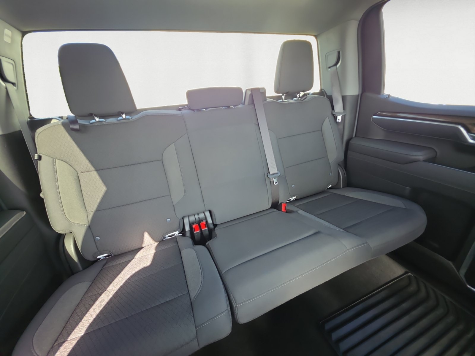Used 2026 Summit White Chevrolet LT image 18