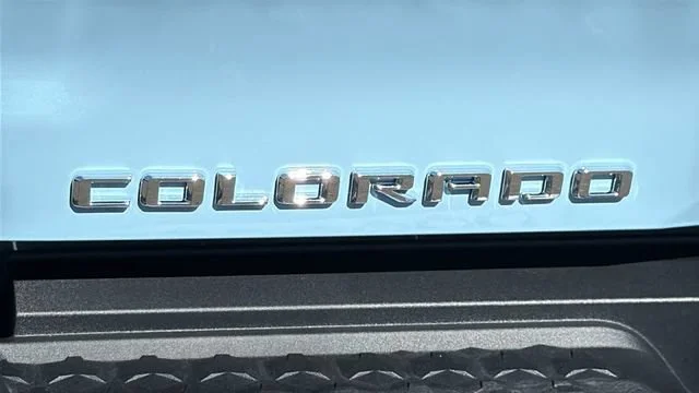 New 2026 Snowdrift Metallic Chevrolet LT image 28