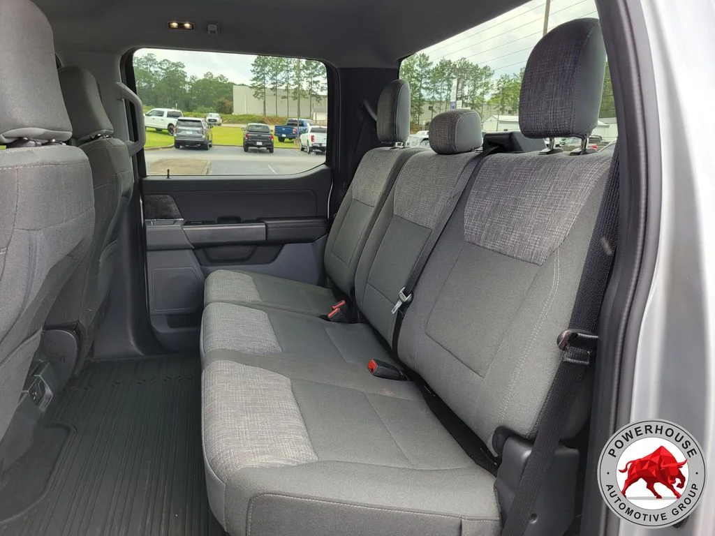 Used 2023 Silver Ford XLT image 16