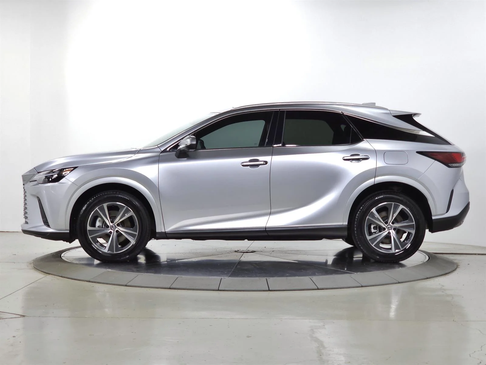 Certified Used 2026 Silver Lexus PREMIUM image 5