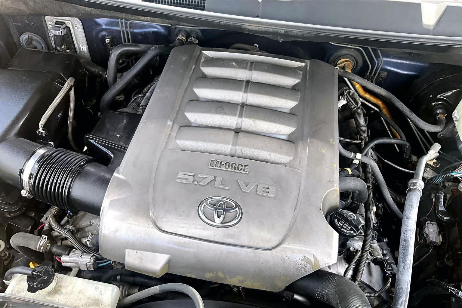 Used 2010 Nautical Blue Metallic Toyota  image 30