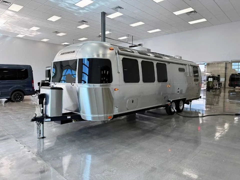 New 2026 SILVER AIRSTREAM  image 5
