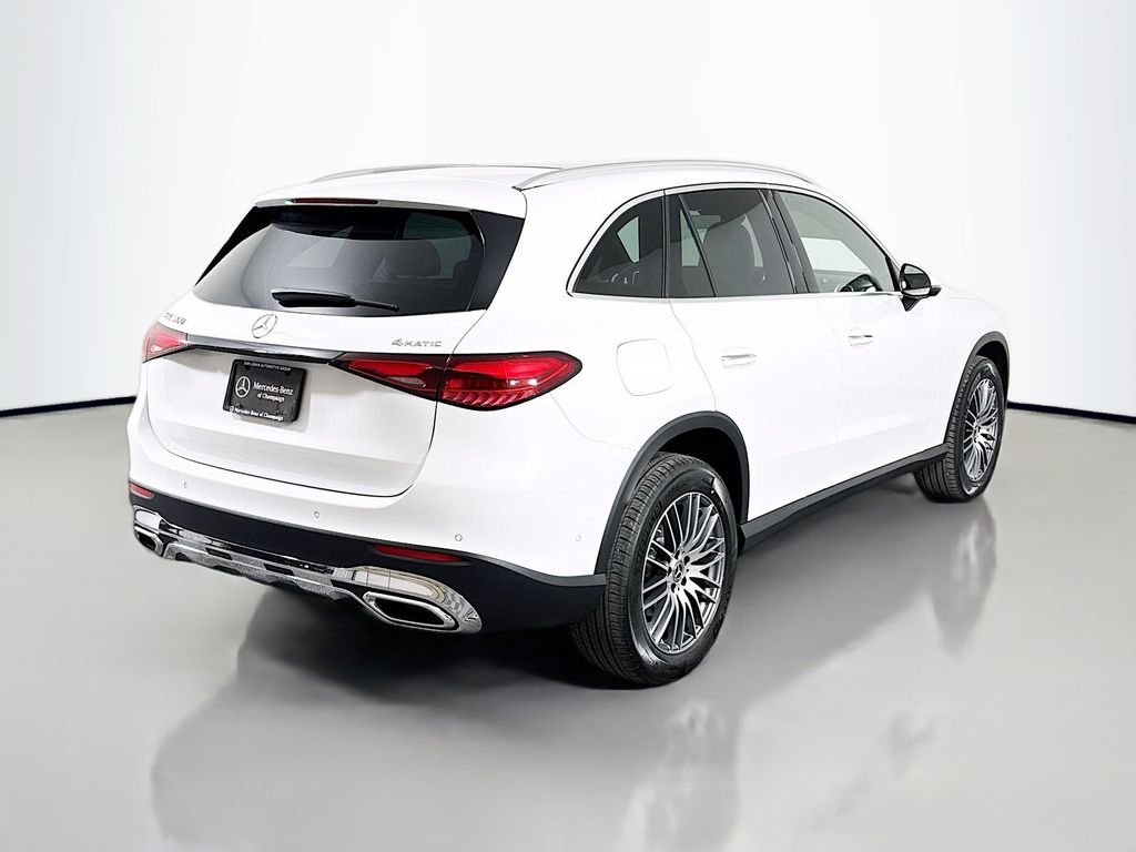 New 2026 MANUFAKTUR Moonlight White Metallic Mercedes-Benz GLC 300 image 7