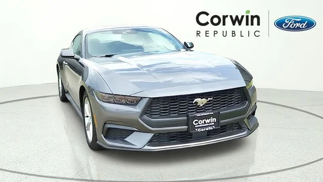 2026 Ford Mustang EcoBoost Fastback's photo