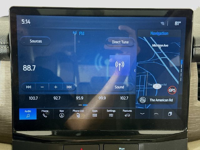 Used 2022  Ford Limited image 15