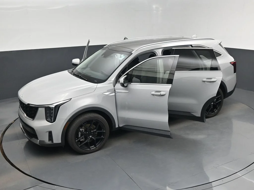 Certified Used 2024 Gray Kia EX image 20
