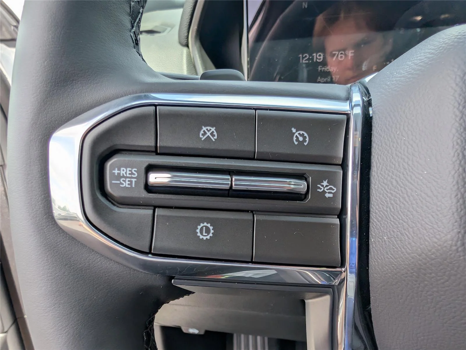 New 2026 Summit White GMC Elevation image 21