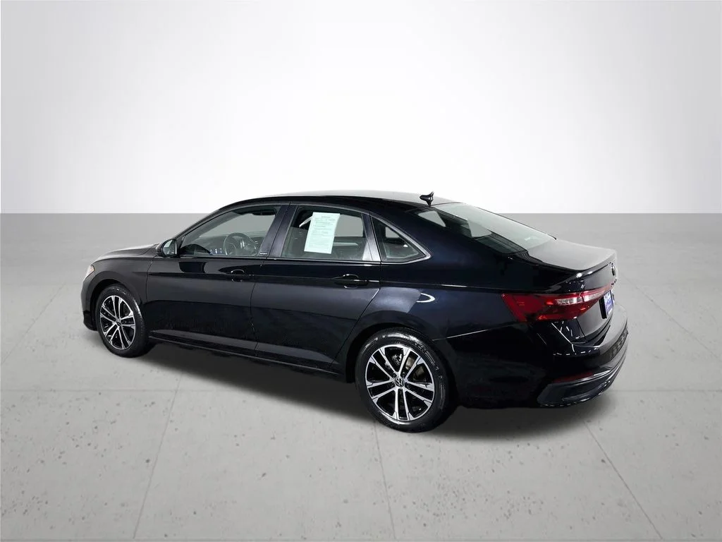 Certified Used 2025 Black Volkswagen 1.5T Sport image 9
