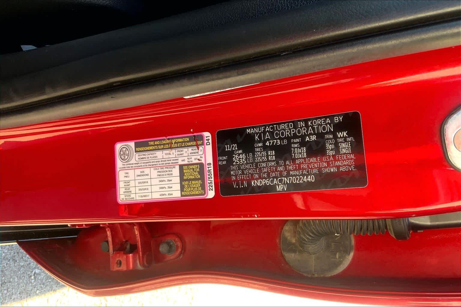 Used 2022 Hyper Red Kia Nightfall image 32