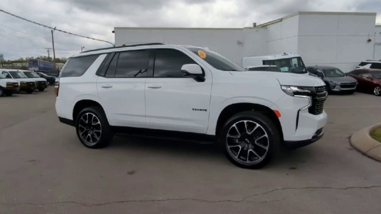 2023 Chevrolet Tahoe RST photo 3