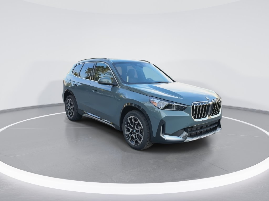 New 2027 Green BMW xDrive28i image 2